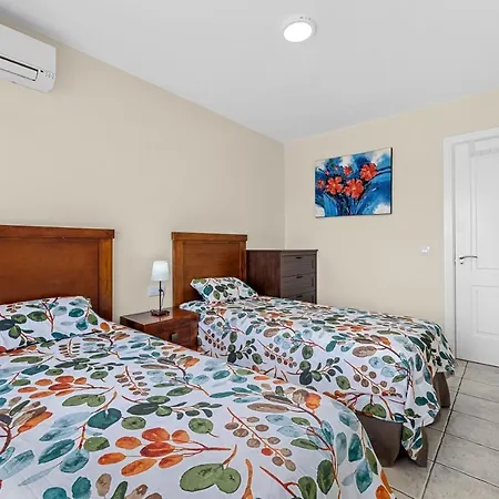 Liv * פלאיה בלנקה