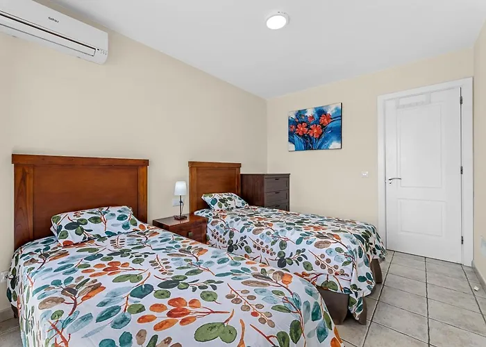 Liv * פלאיה בלנקה