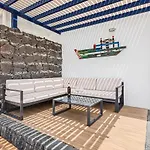 Liv Playa Blanca (Lanzarote)